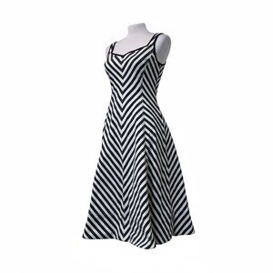 Talbots Chevron Stripe Sundress Blue White Coastal Shoreline Fit & Flare Size 4